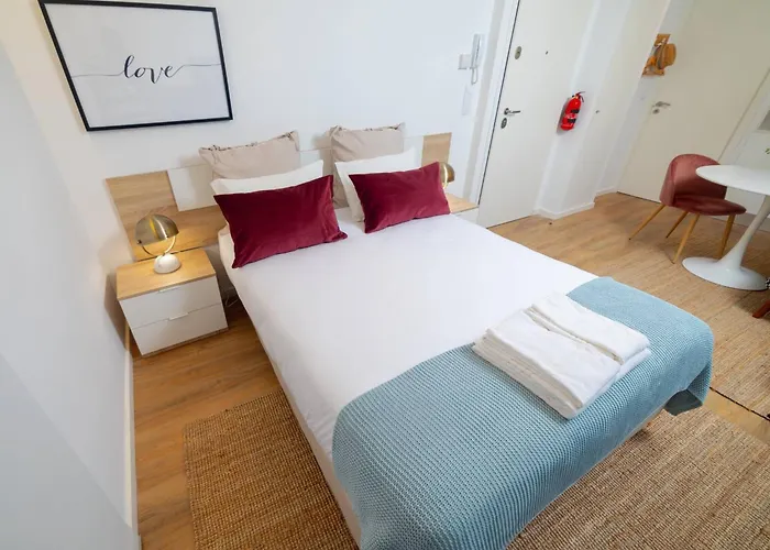 Ponte D Luis I アパート ポルト